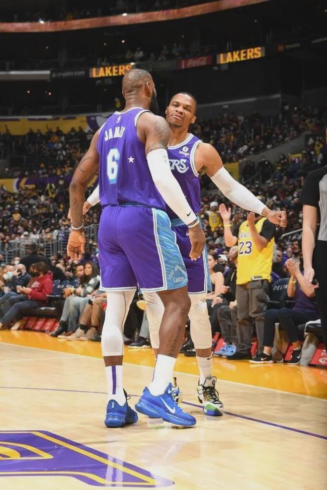 年度纪录片 年度纪录片